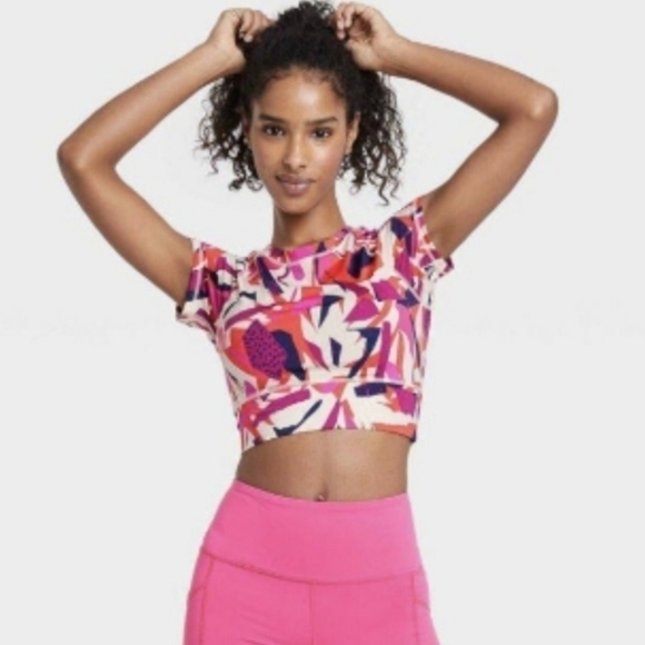 J.Dow Fitness Crop Top -> J.Dow Fitness Crop Top - Picture 1 of 1
